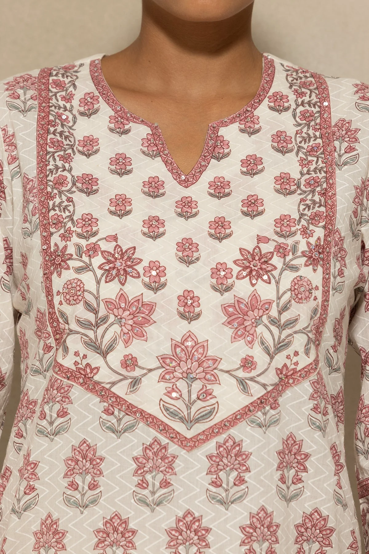Cream Floral Printed Kurta 2 Pcs Set - Image 4
