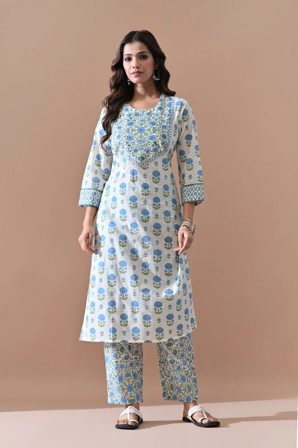 Cream Floral Printed Kurta 2 Pcs Set