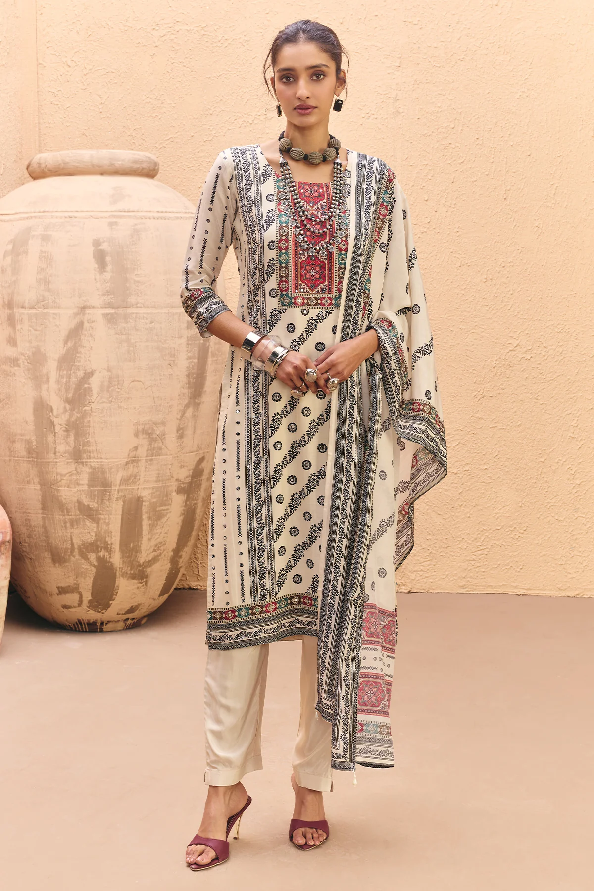 Cream Mirror Embellished Kurta 3 Pcs Set - Image 5