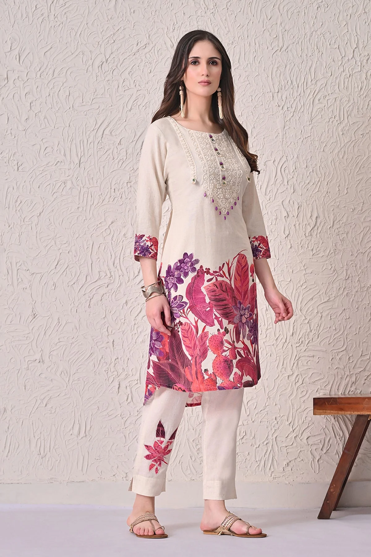 Cream Printed Kurta 2 Pcs Set - Image 2