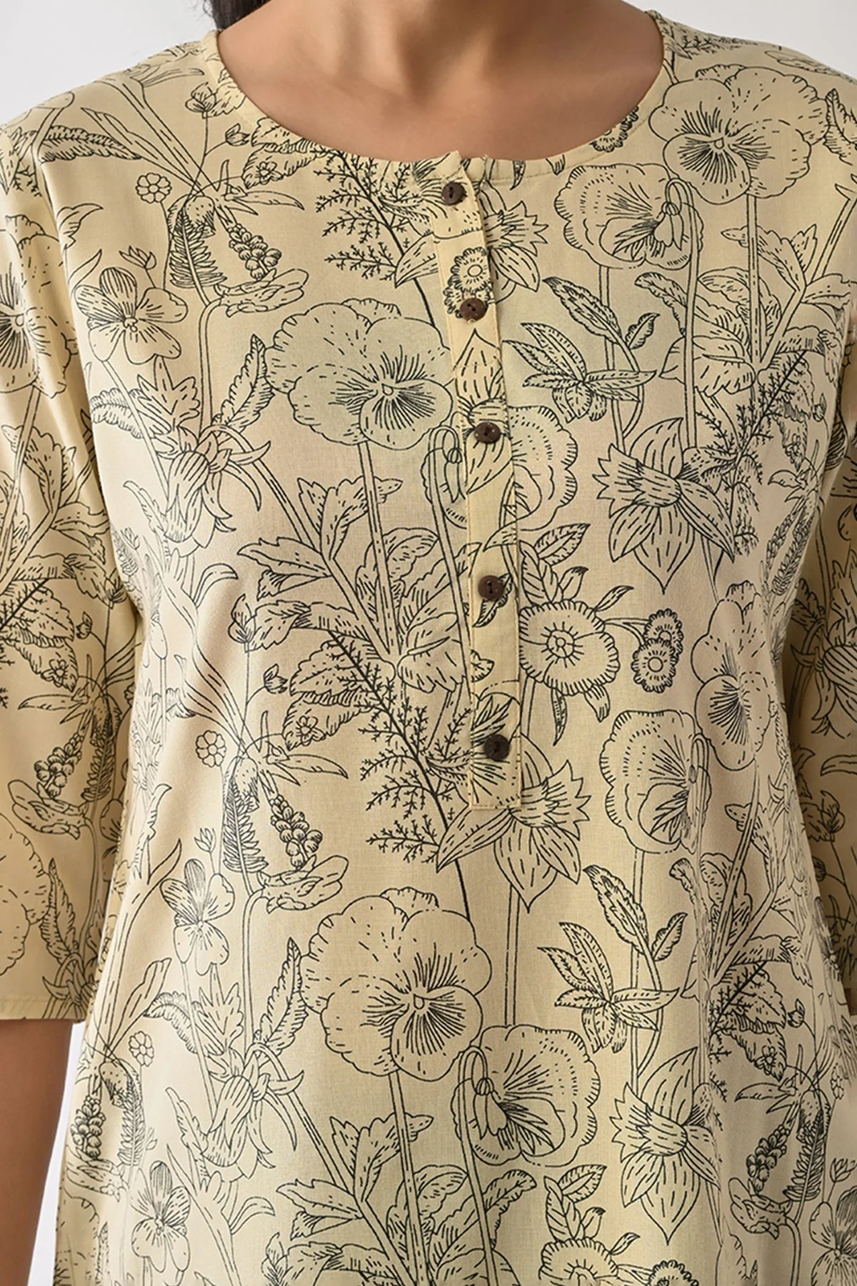 Cream Printed Kurta - Image 2