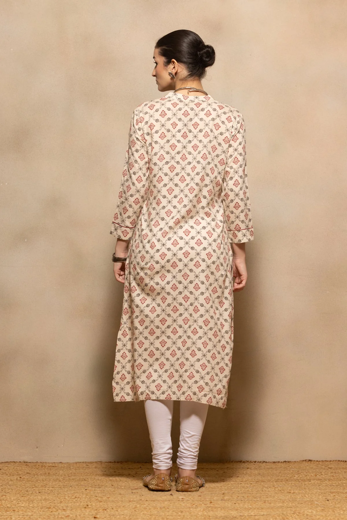 Cream Printed Kurta - Image 5