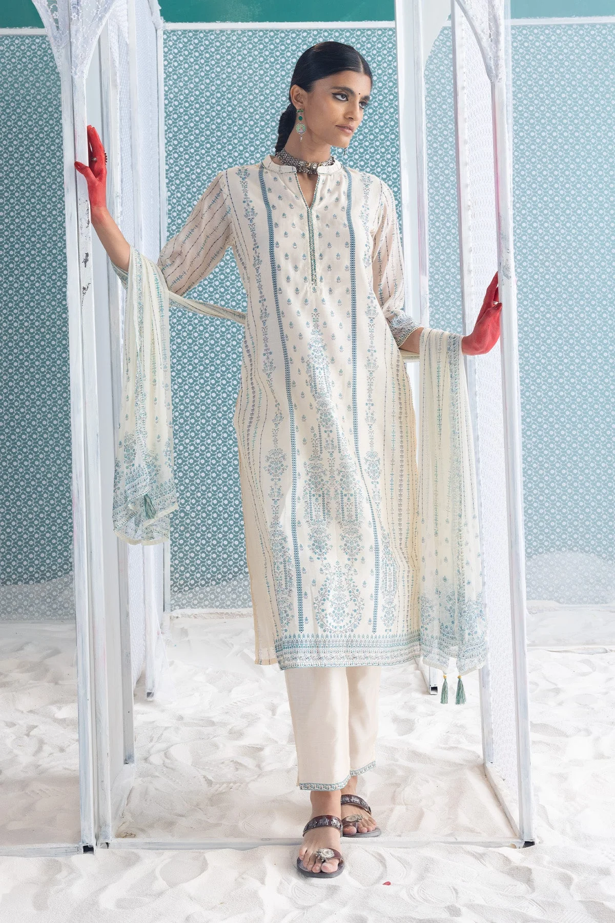 Cream Printed Kurta 3 Pcs Set - Image 3