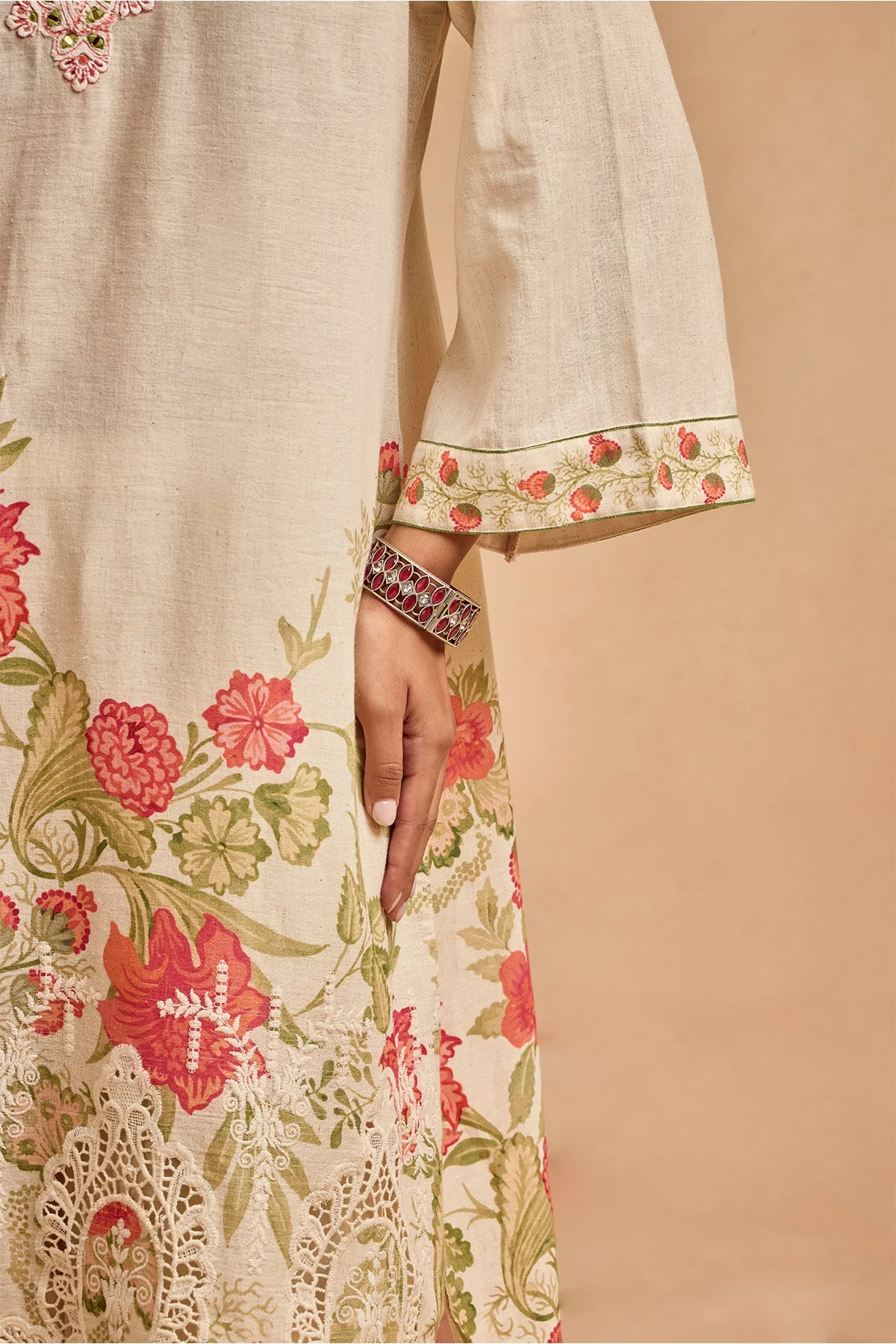 Cream Printed Kurta 2 Pcs Set - Image 4