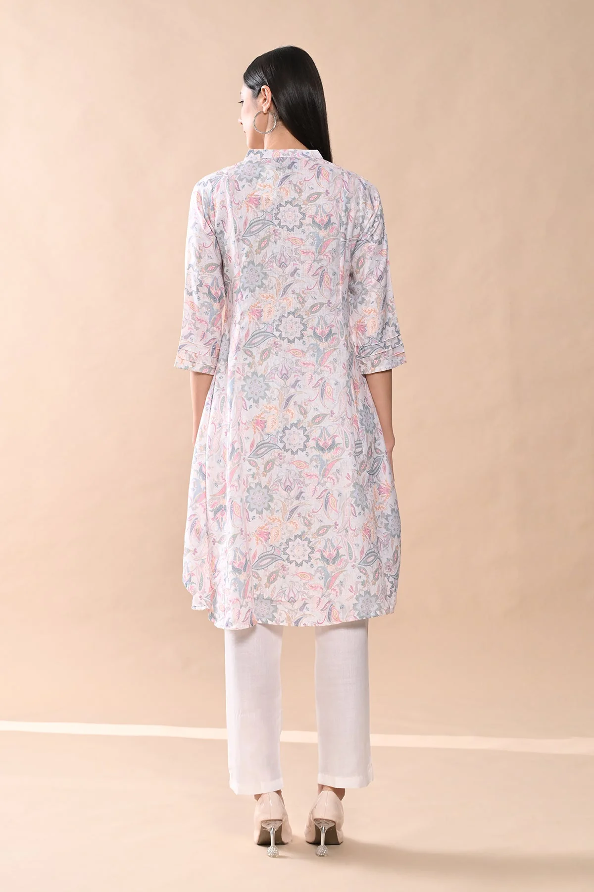 Cream Printed Kurta 2 Pcs Set - Image 5