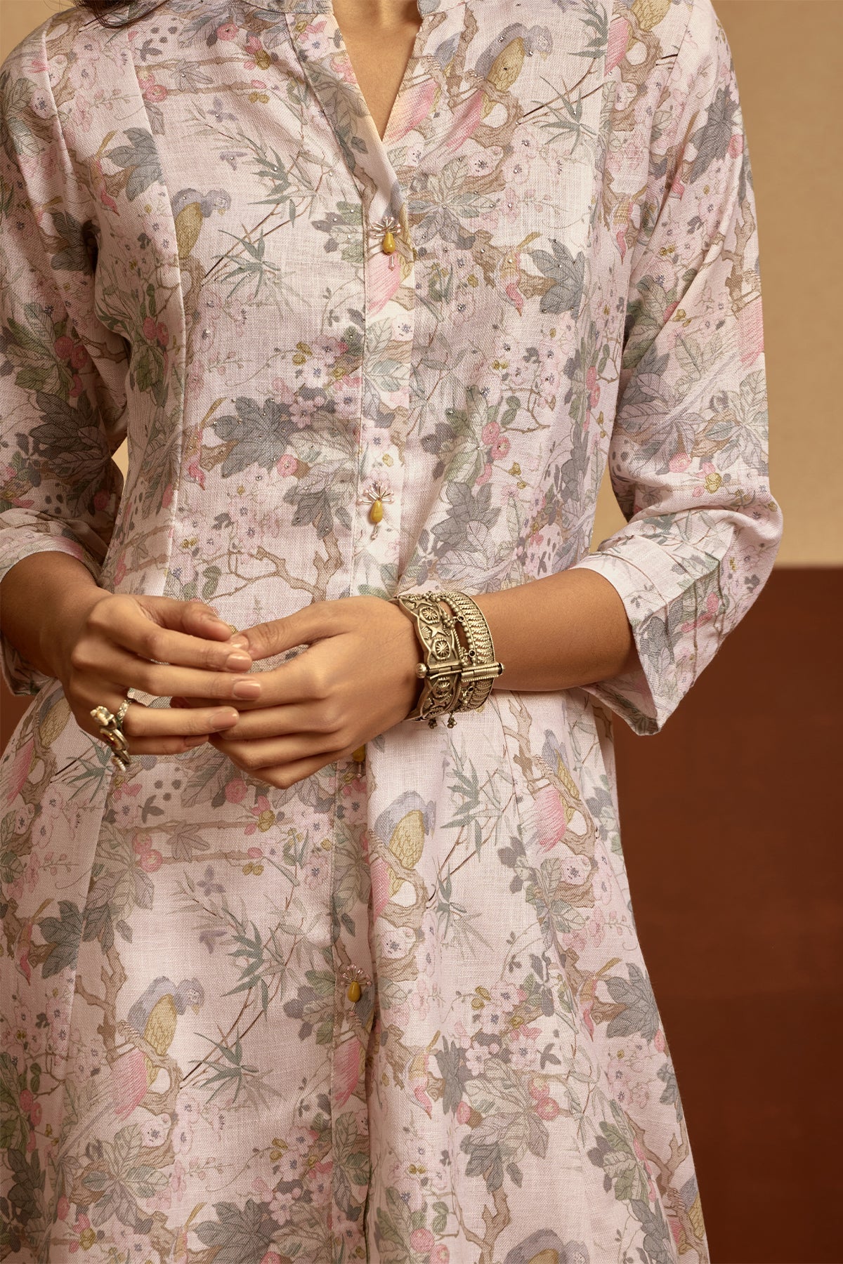 Cream Printed Kurta 2 Pcs Set - Image 4