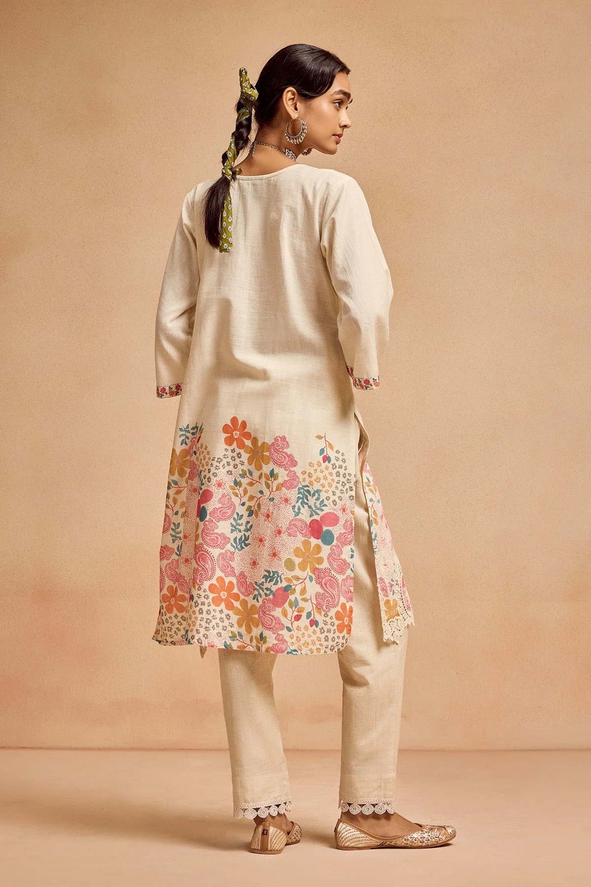 Cream Printed Kurta 2 Pcs Set - Image 4