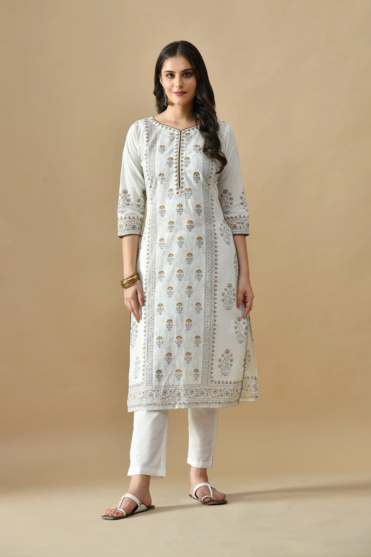 Cream Printed Kurta 3 Pcs Set - Image 2