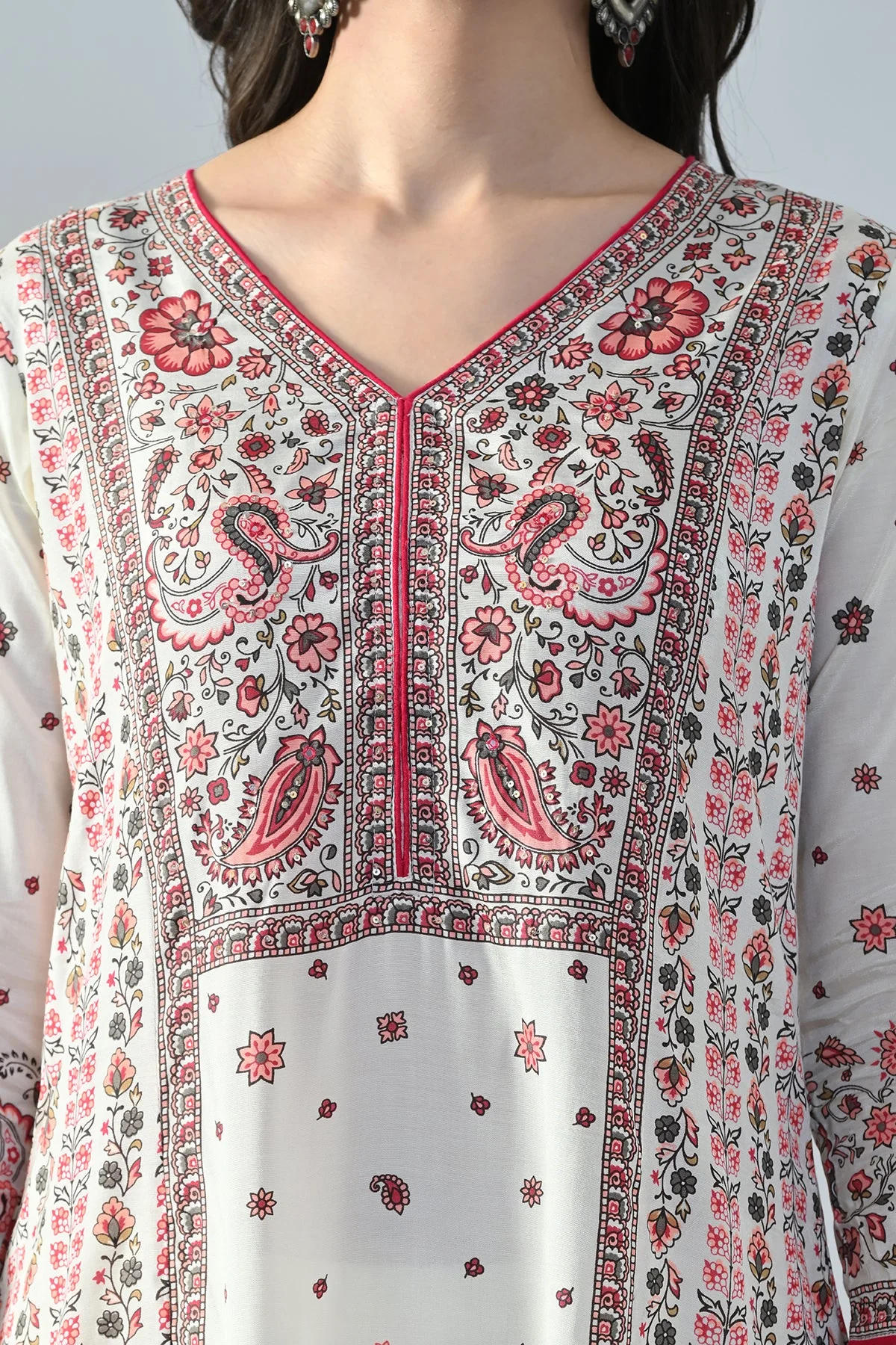 Cream Printed Kurta 3 Pcs Set - Image 5