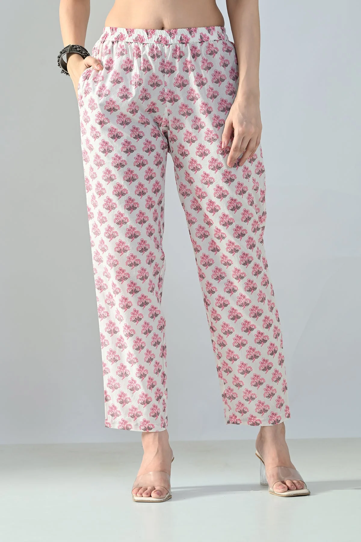 Cream Printed Kurta 3 Pcs Set - Image 7