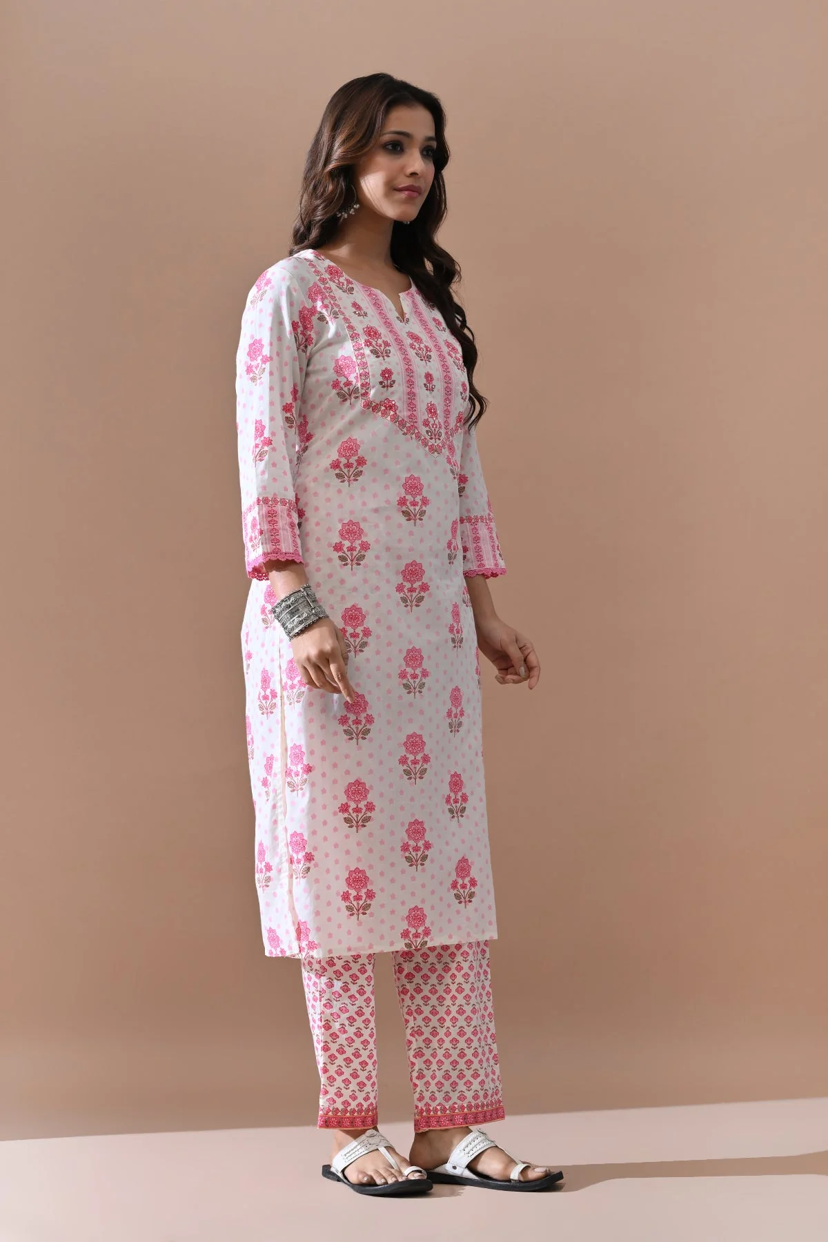 Cream Printed Kurta 2 Pcs Set - Image 2