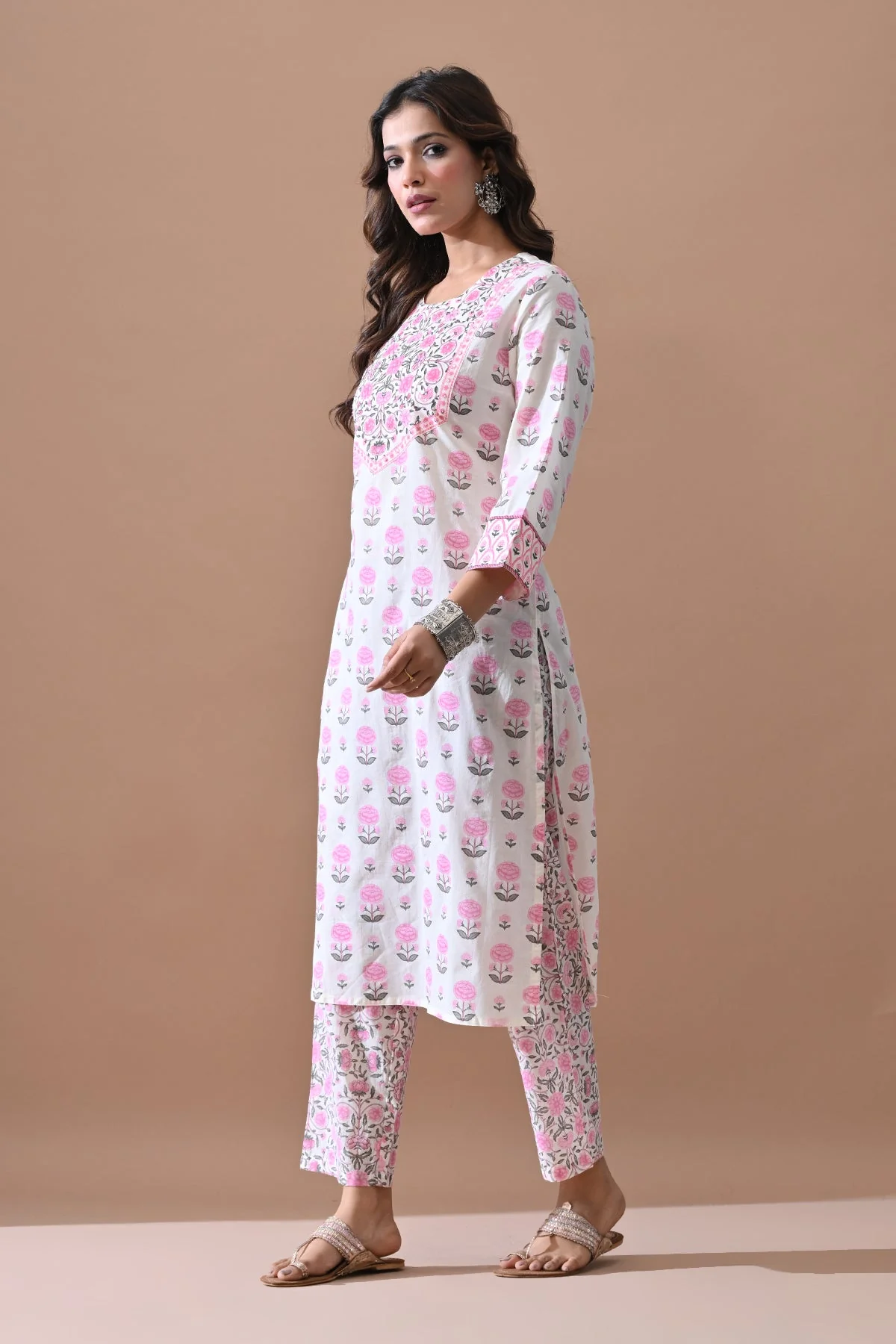 Cream Printed Kurta 2 Pcs Set - Image 3