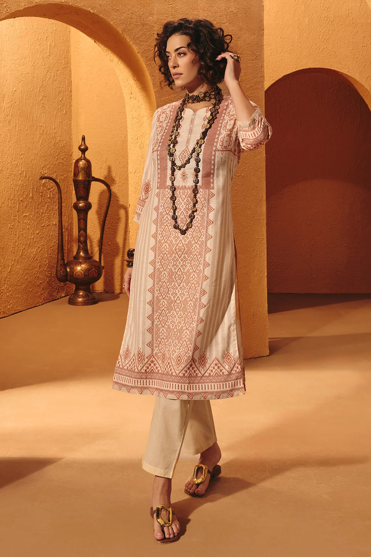 Cream Printed Kurta 3 Pcs Set - Image 2