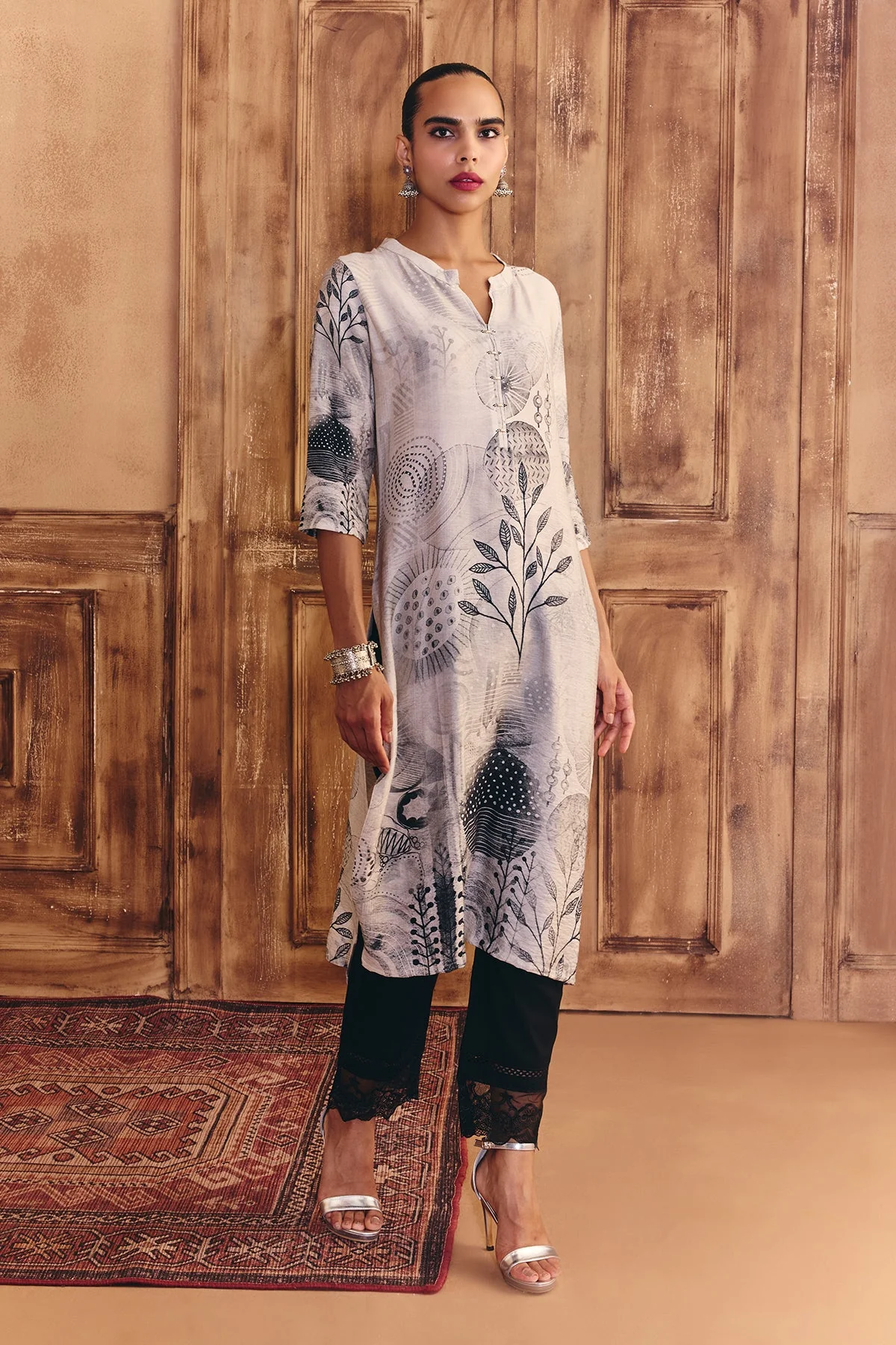 Cream Printed Straight Kurta - Image 3