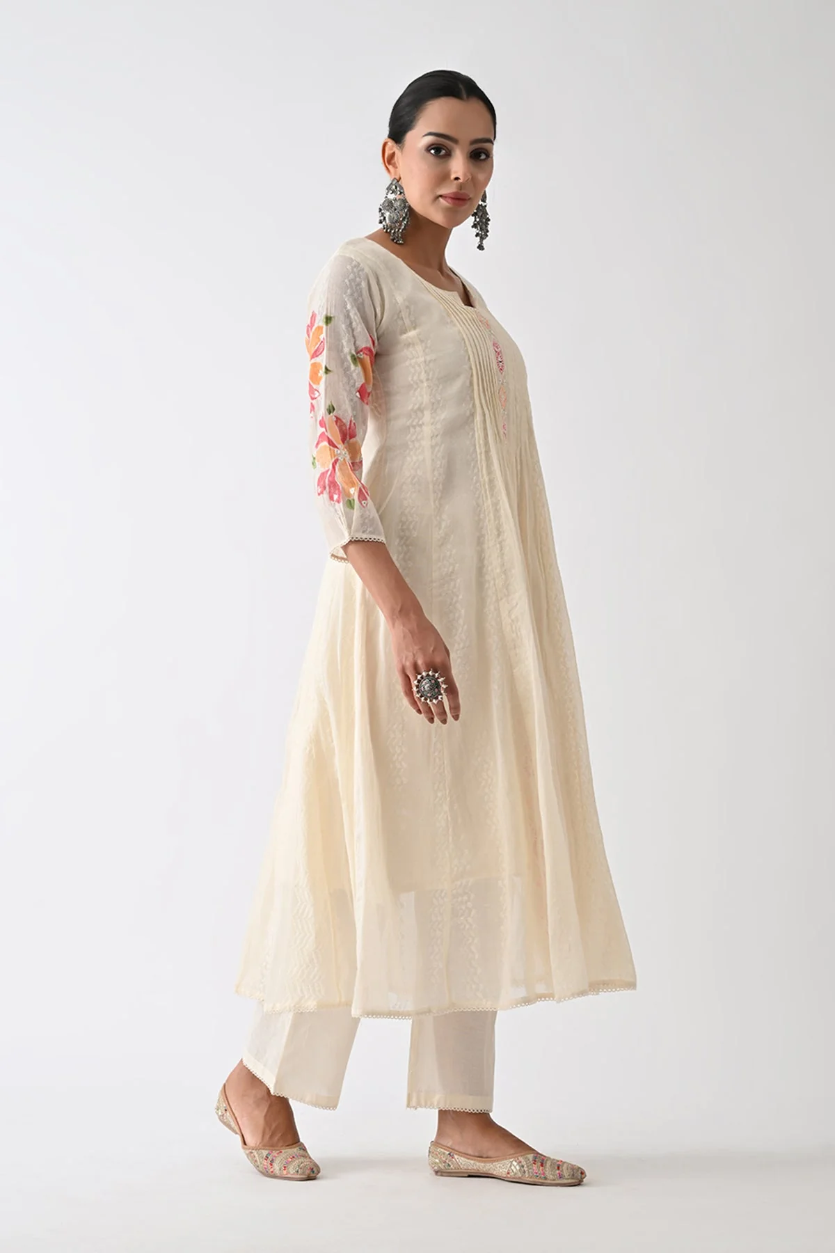 Cream Self Design Flared Kurta 3 Pcs Set - Image 3