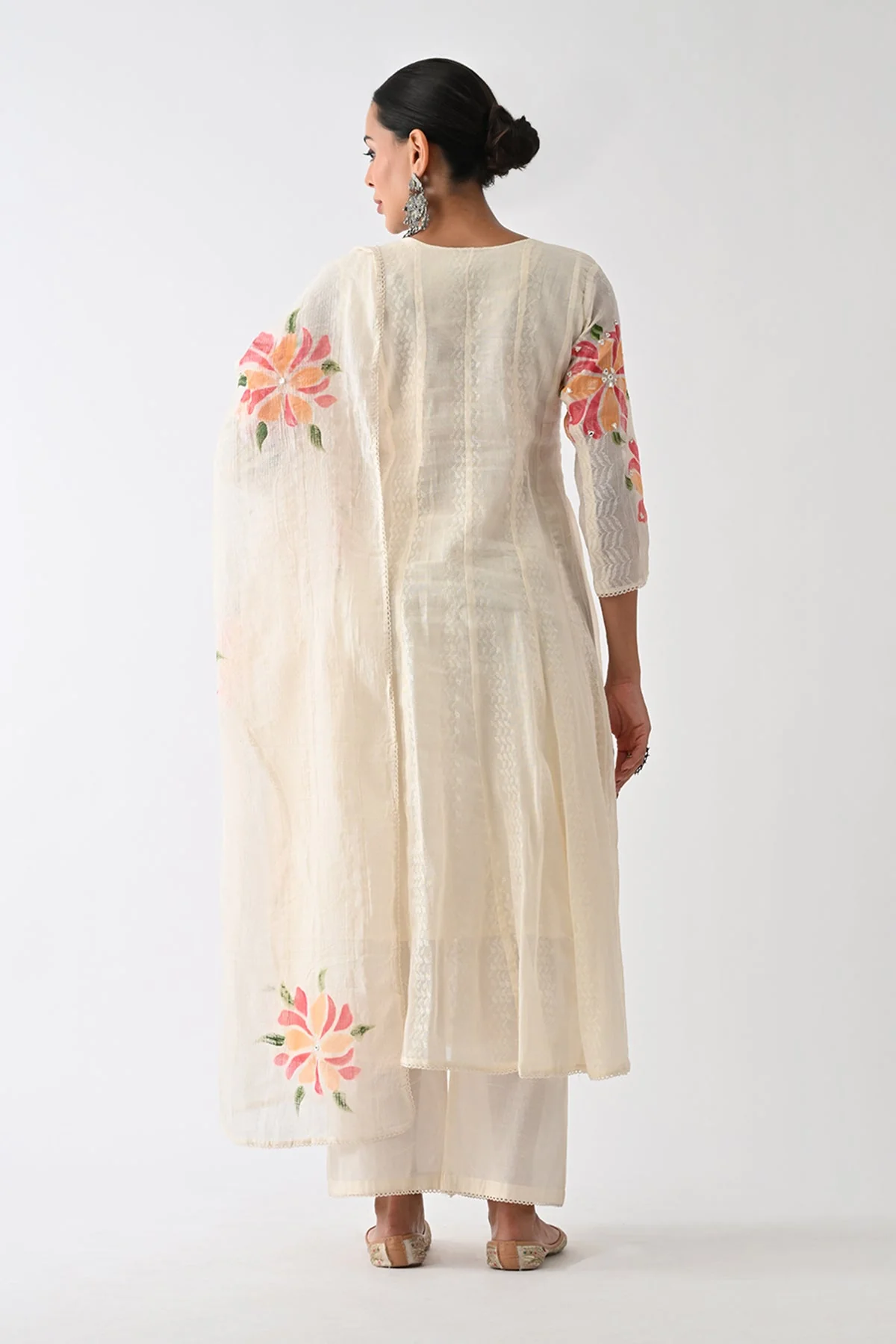Cream Self Design Flared Kurta 3 Pcs Set - Image 5