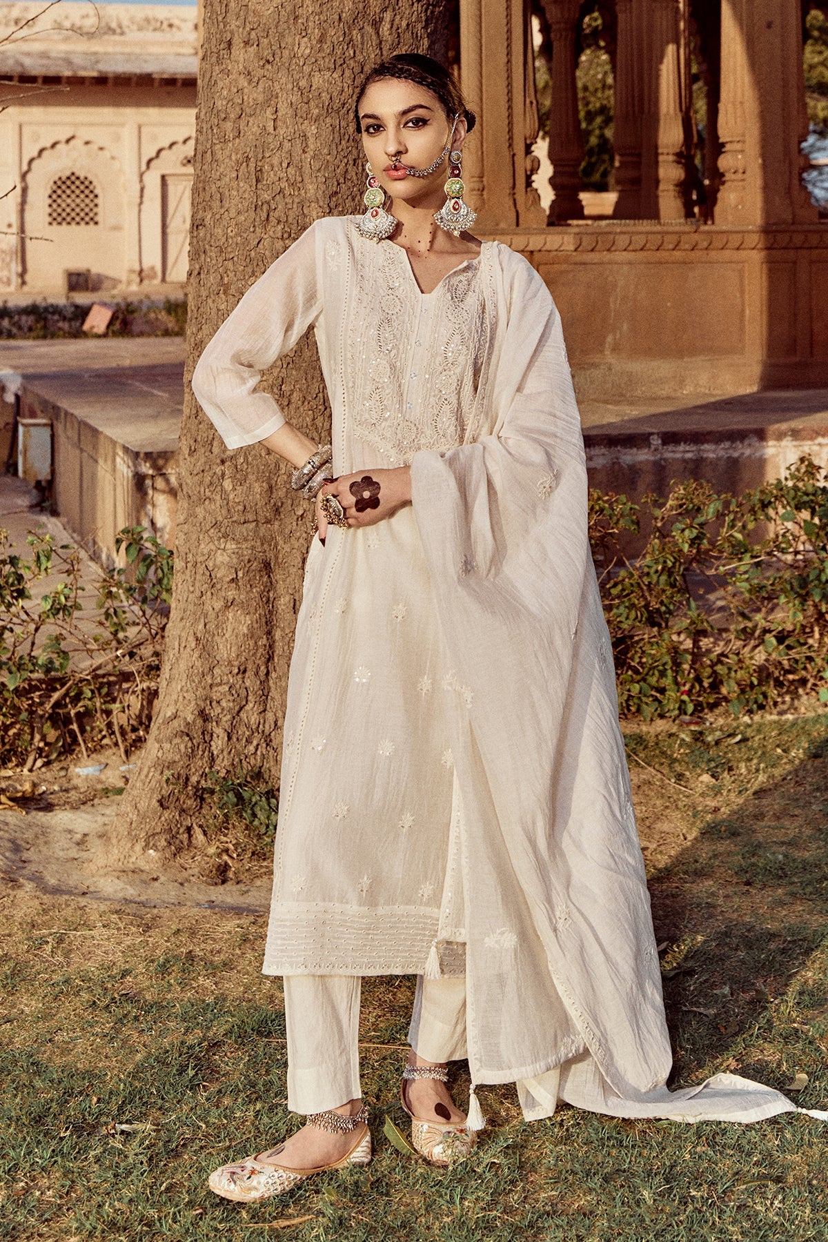 Cream Straight Kurta 3 Pcs Set - Image 3