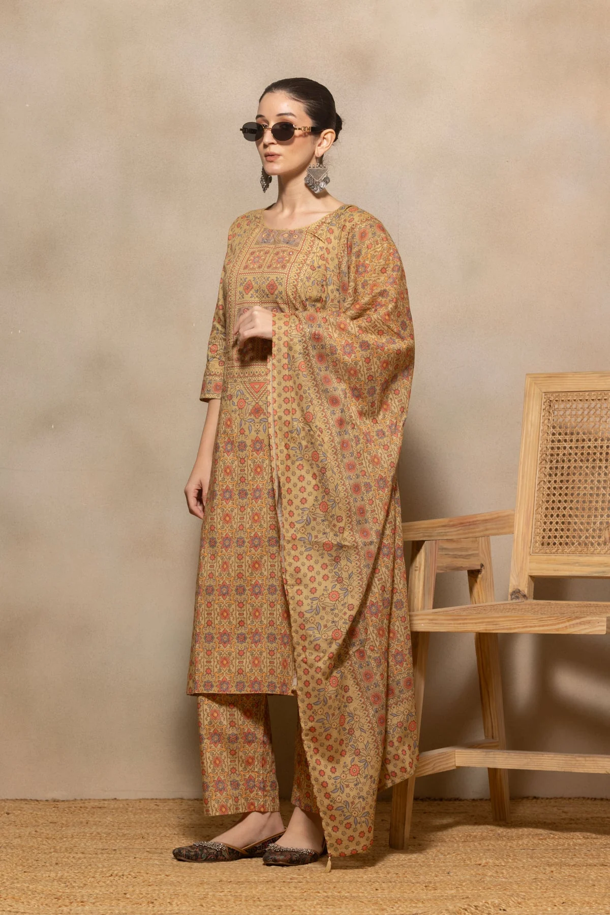 Green Abstract Printed Kurta 3 Pcs Set