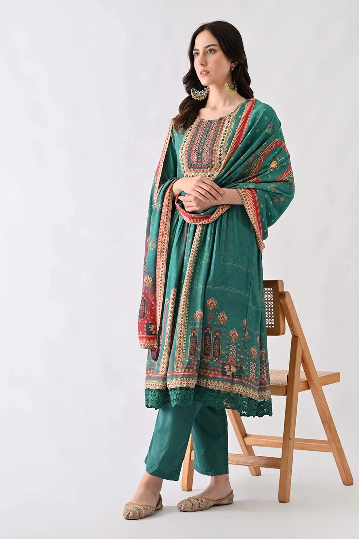 Green Embellished Kurta 3 Pcs Set - Image 8