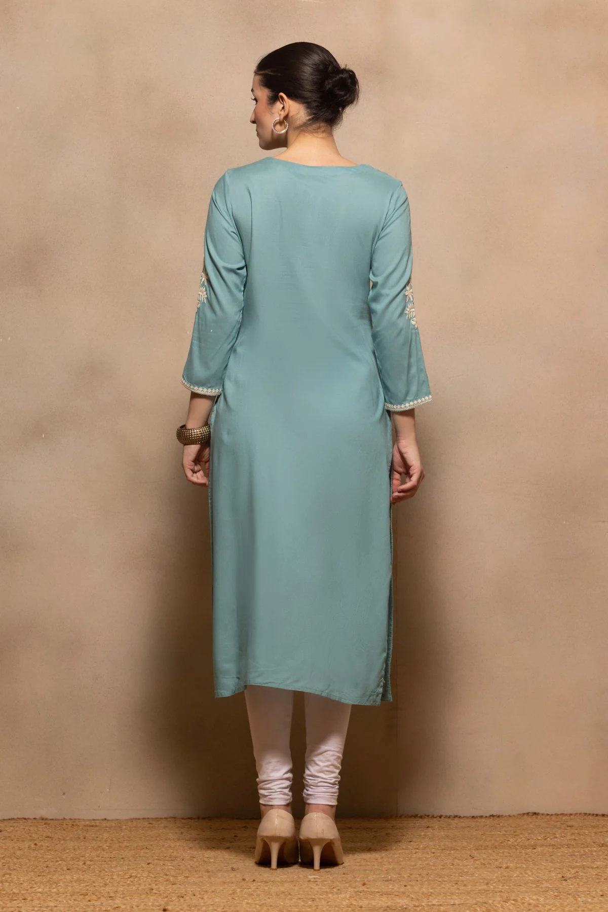 Green Embroidered Kurta - Image 5