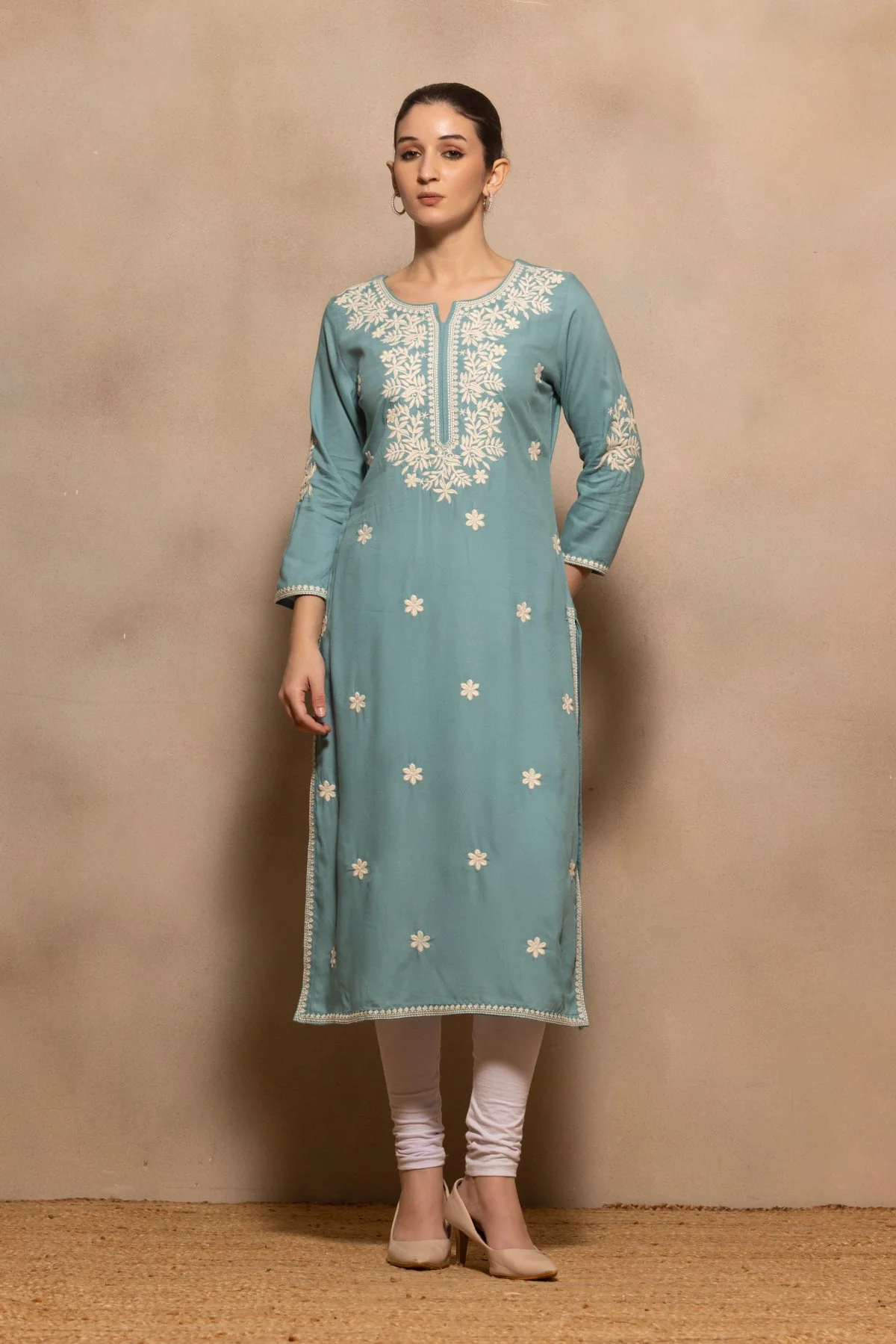 Green Embroidered Kurta - Image 6