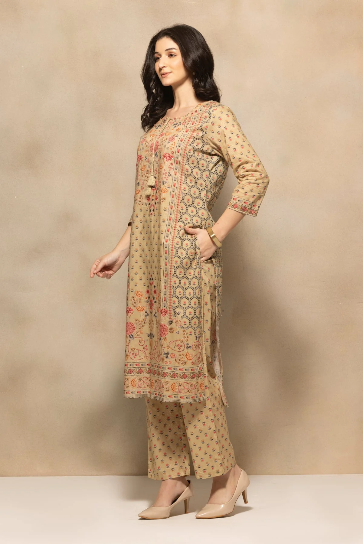 Green Floral Printed Kurta 3 Pcs Set - Image 3