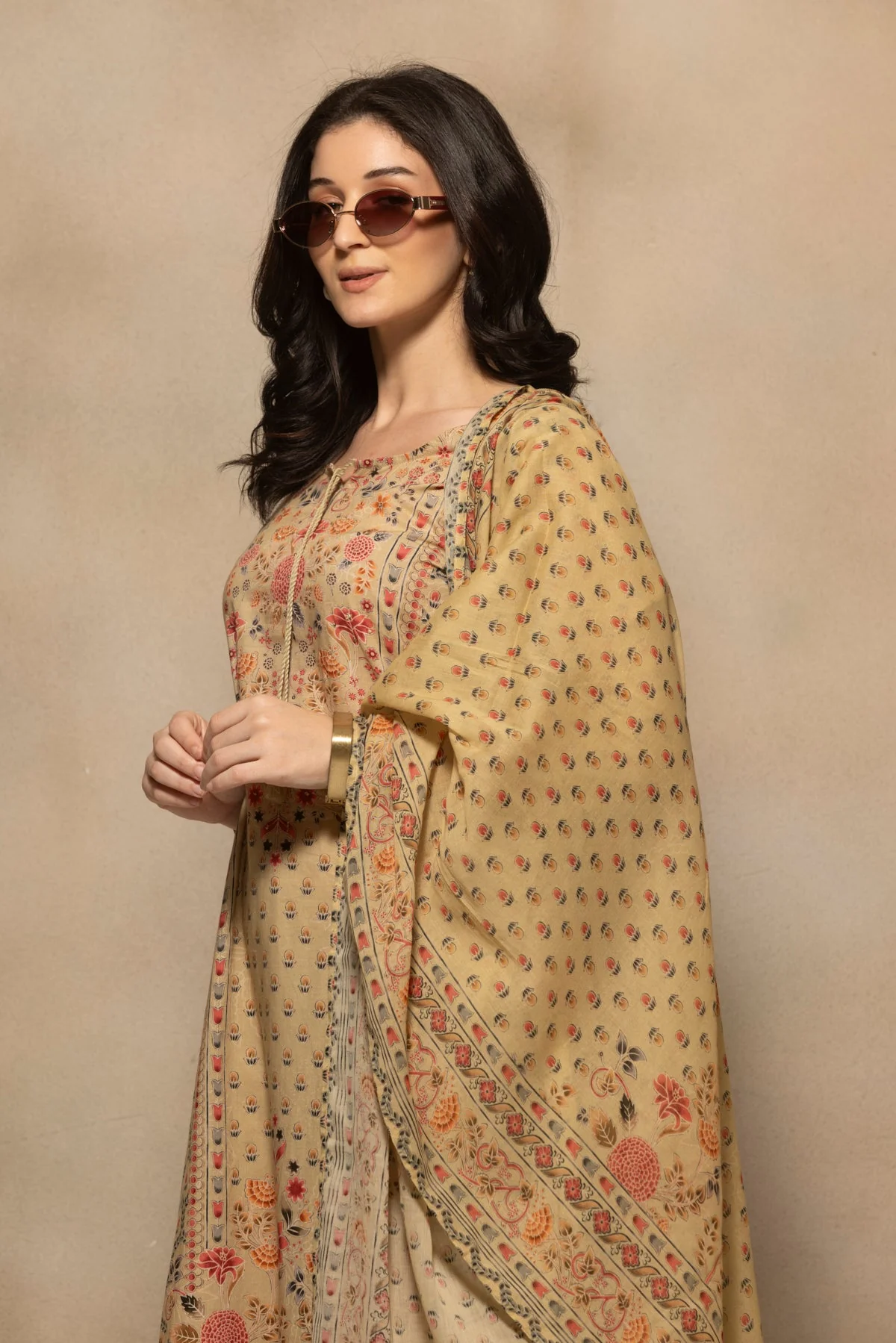 Green Floral Printed Kurta 3 Pcs Set - Image 7