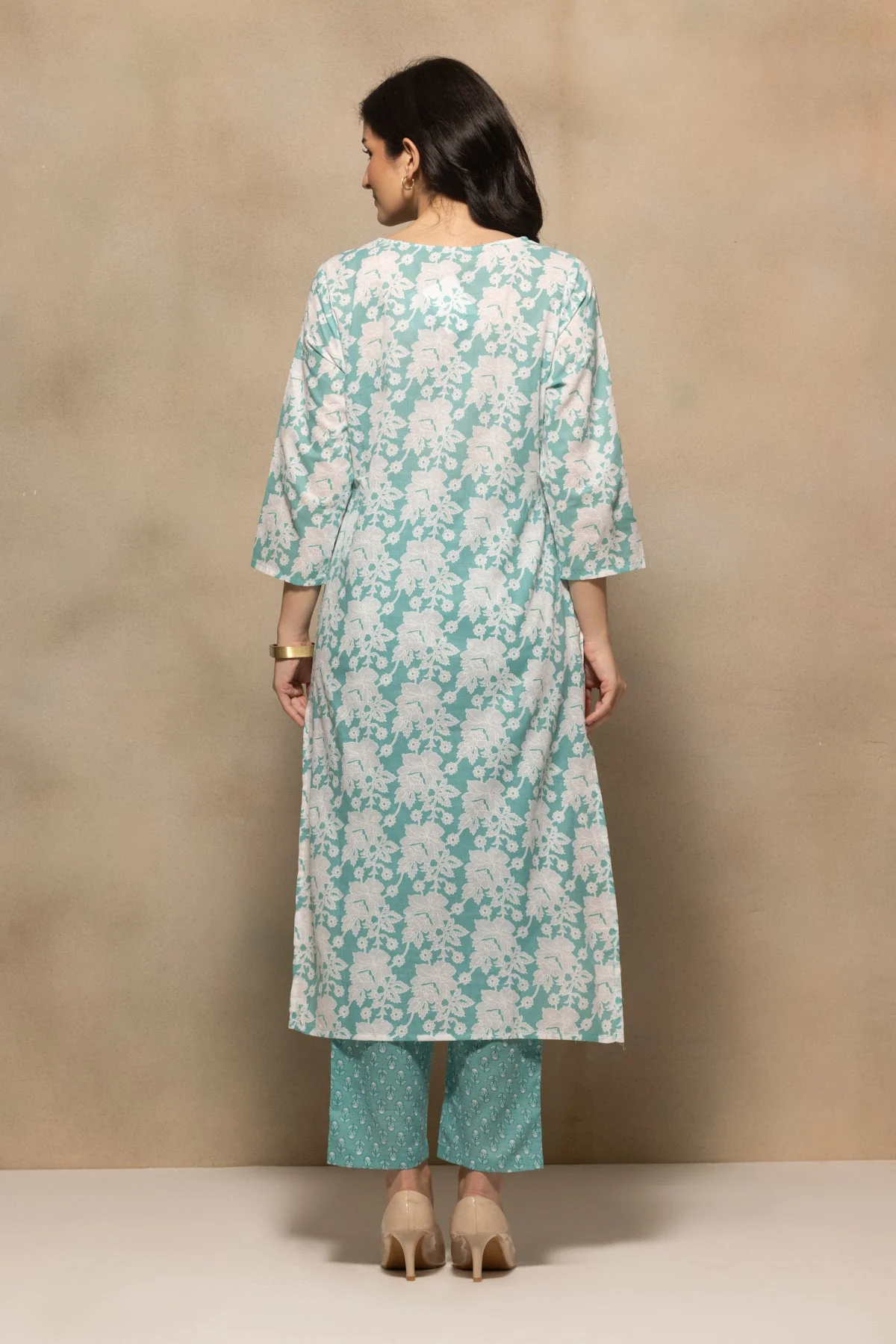 Green Floral Printed Kurta 3 Pcs Set - Image 5