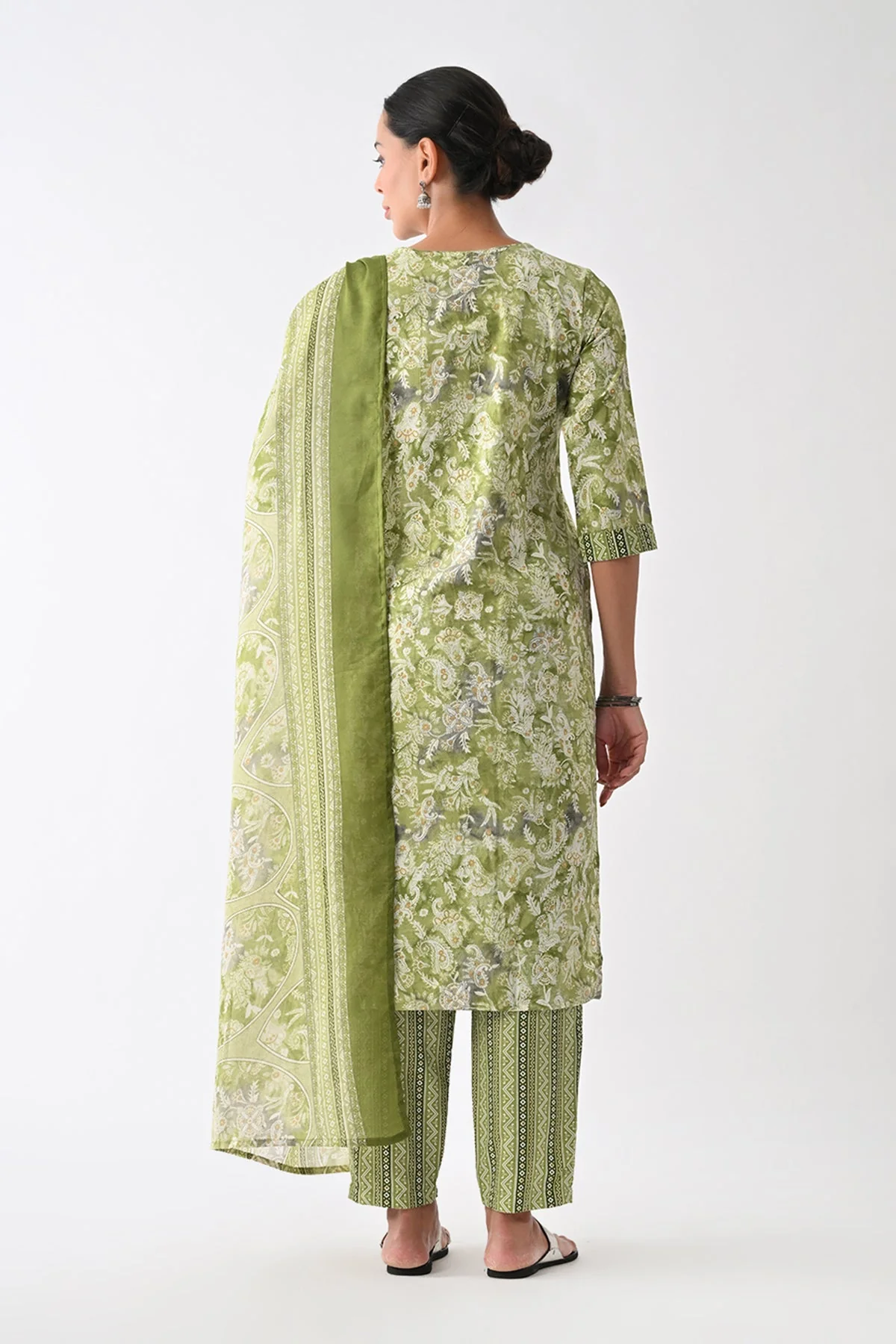 Green Paisley Printed Kurta 3 Pcs Set - Image 3