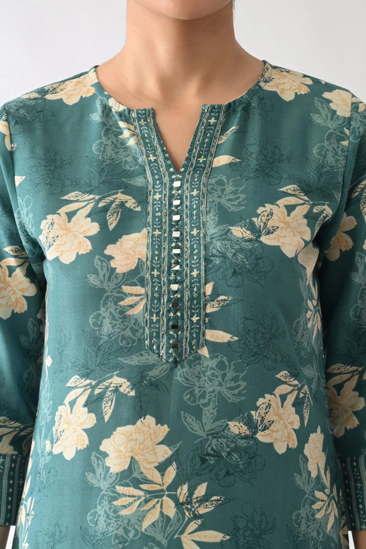 Green Printed Kurta - Image 2