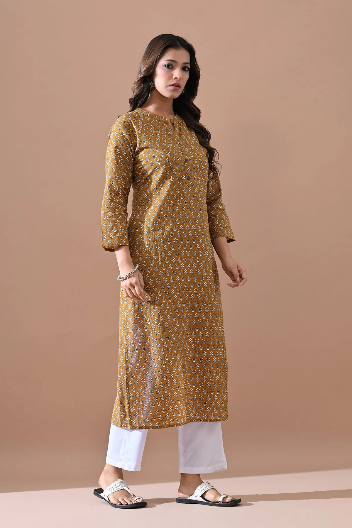 Green Printed Straight Kurta - Image 3