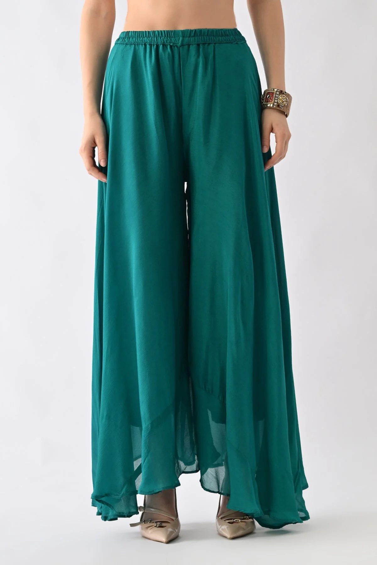 Green Zari Embroidered Co-Ord Set - Image 6
