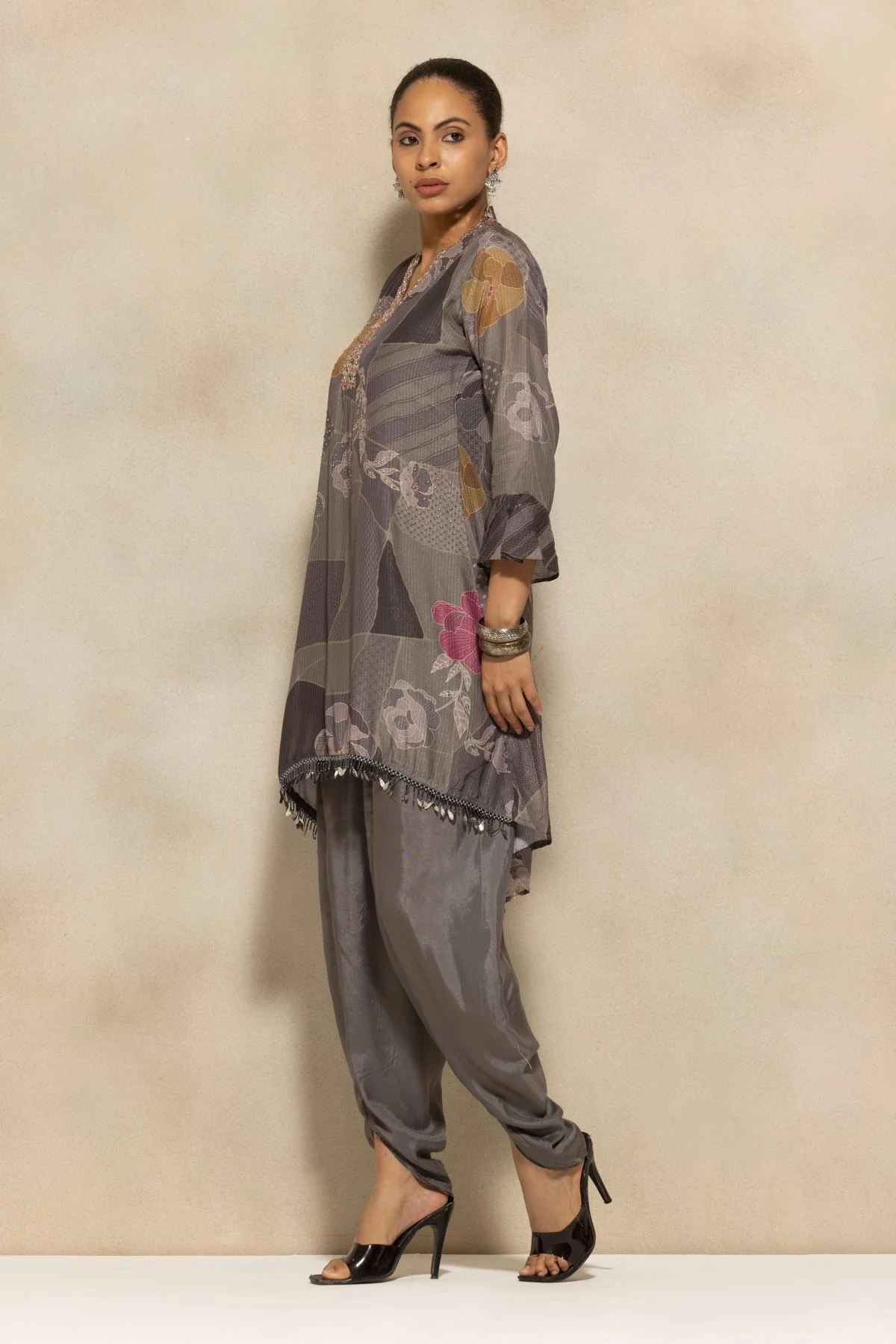 Grey Printed Kurta 2 Pcs Set - Image 2