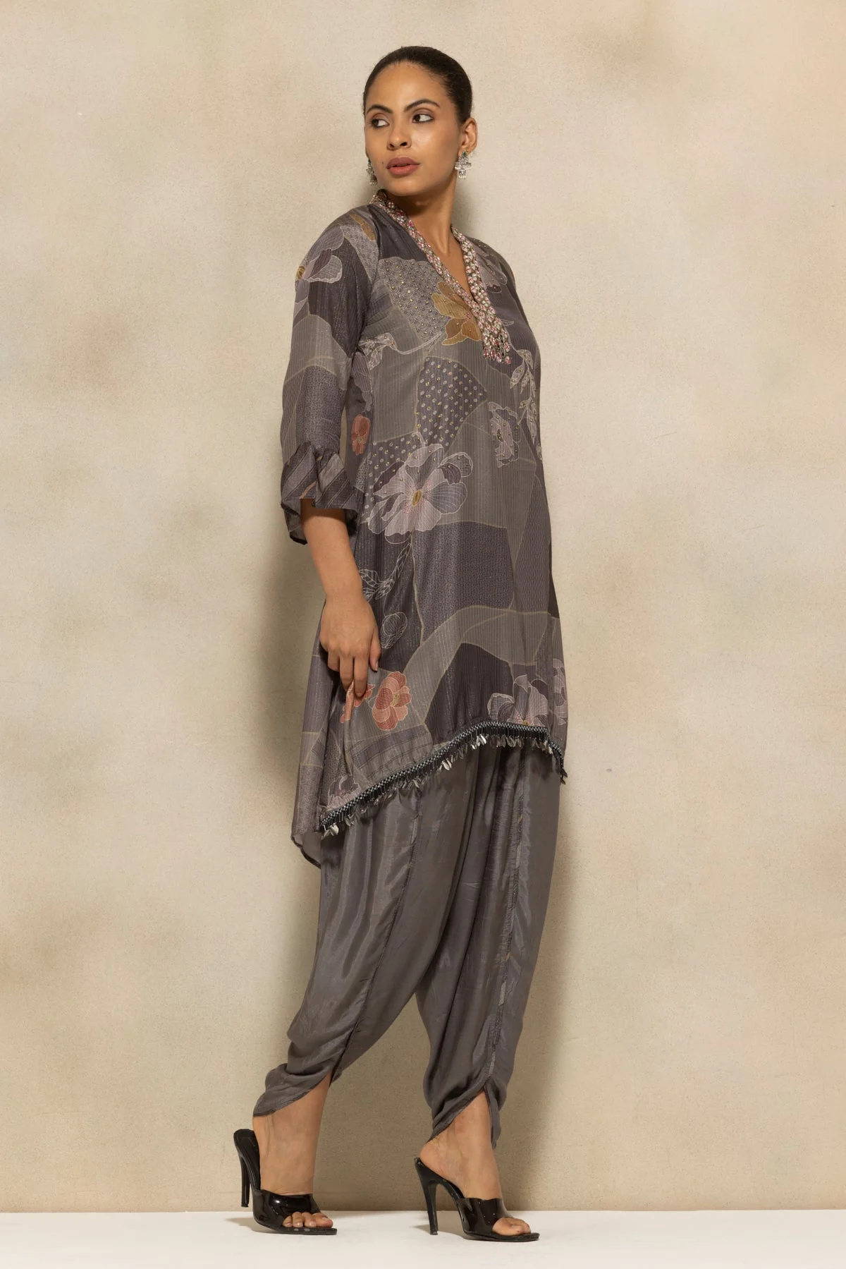 Grey Printed Kurta 2 Pcs Set - Image 3
