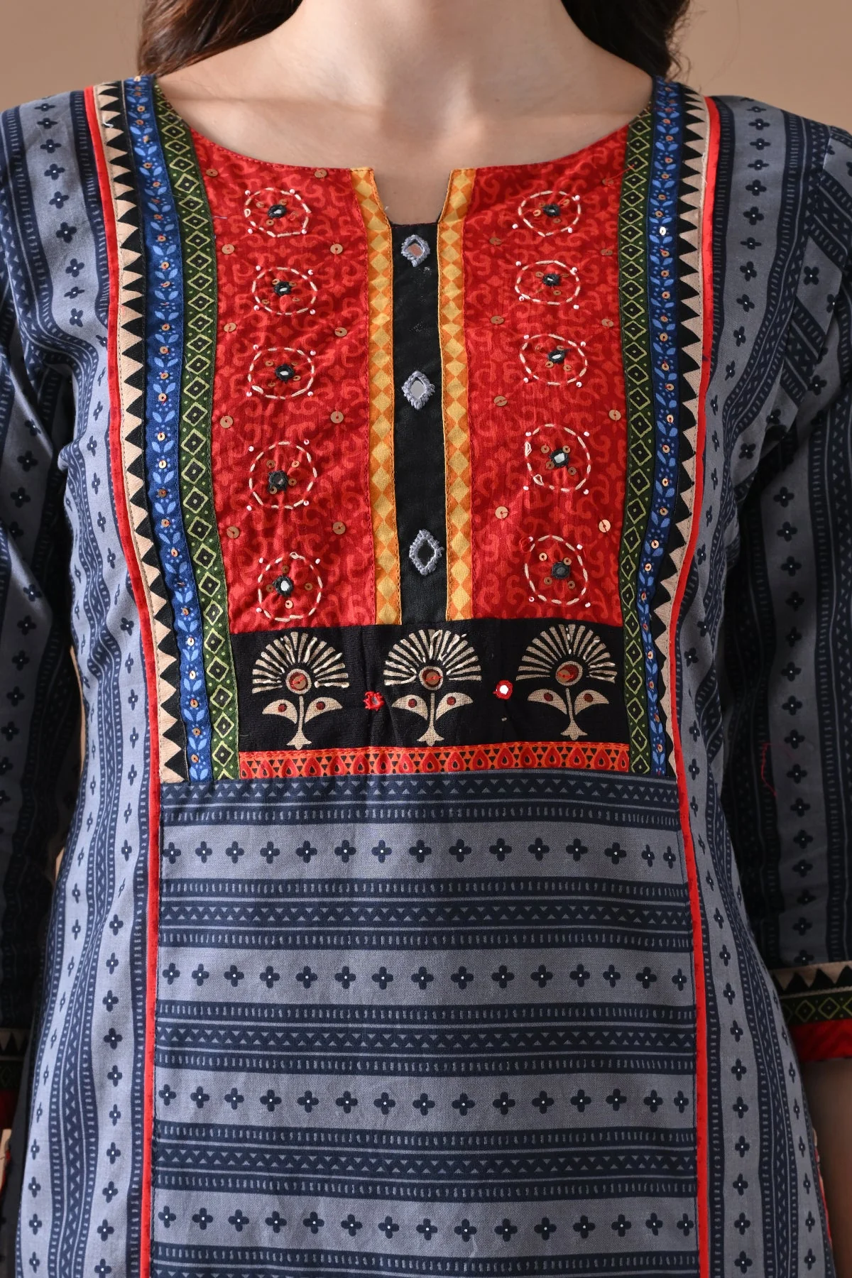 Grey Printed Kurta - Image 4