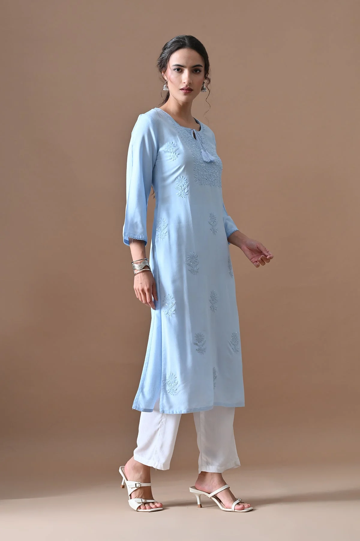 Light Blue Embroidered Kurta - Image 3