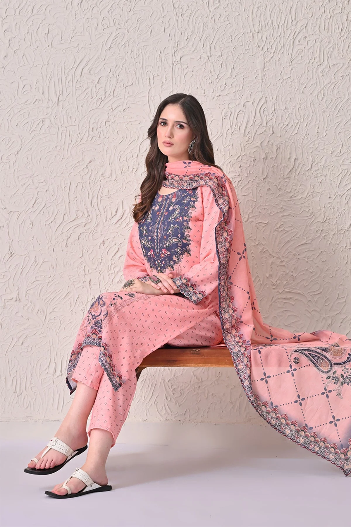 Light Orange Paisley Printed Kurta 3 Pcs Set - Image 7