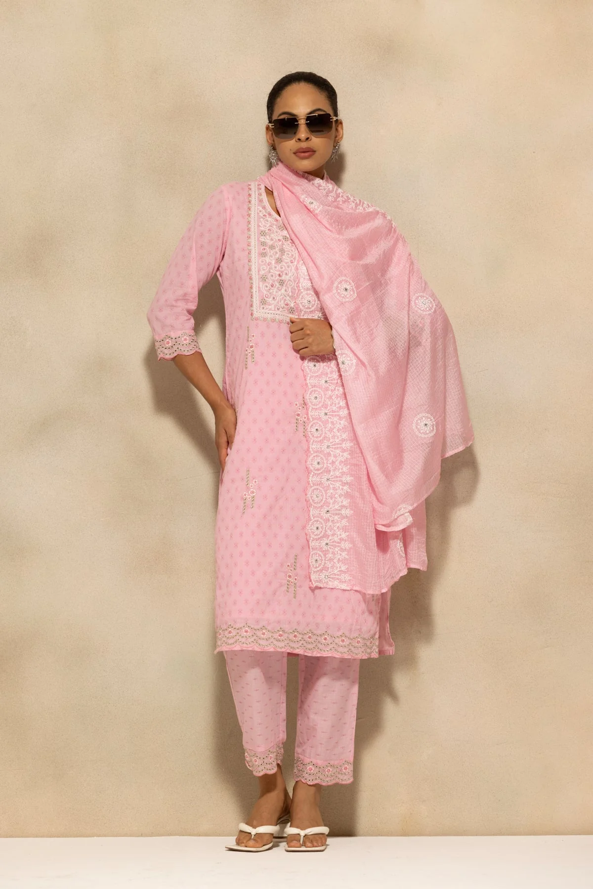 Light Pink Embroidered Kurta 3 Pcs Set
