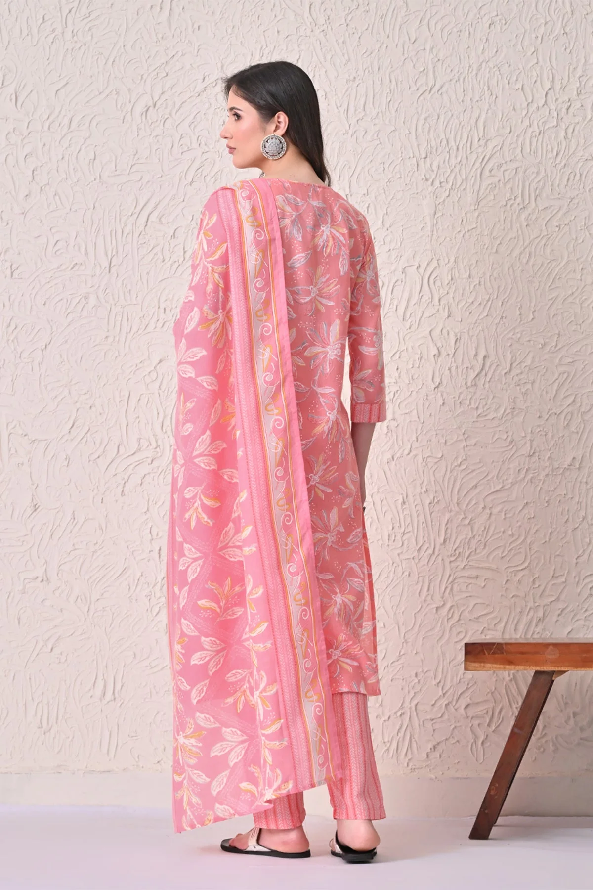 Light Pink Printed Kurta 3 Pcs Set - Image 5