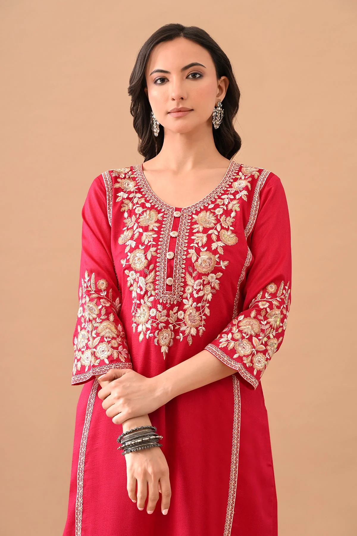 Magenta Embroidered Kurta 3 Pcs Set - Image 4