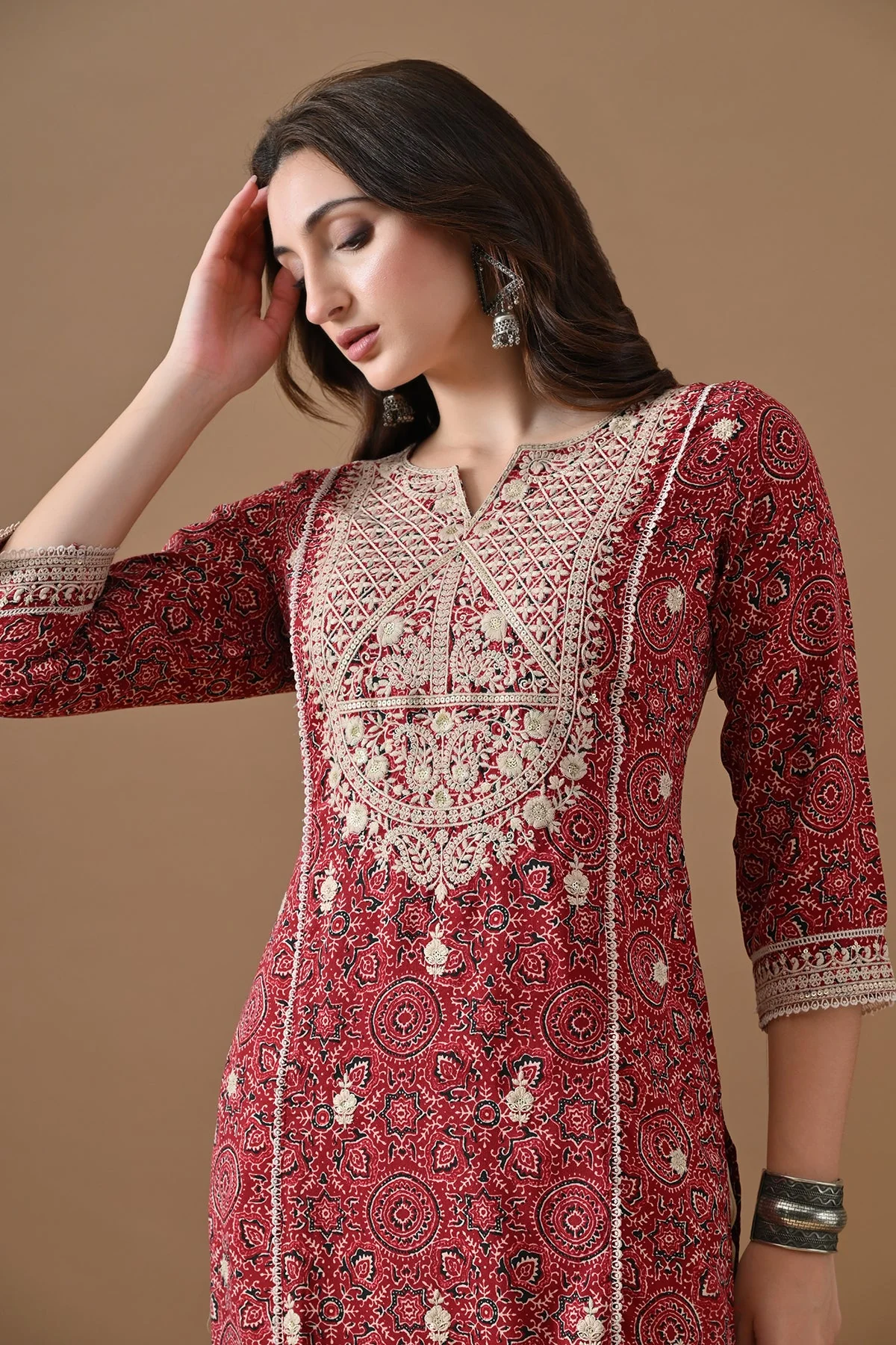 Maroon Embroidered Kurta 2 Pcs Set - Image 8