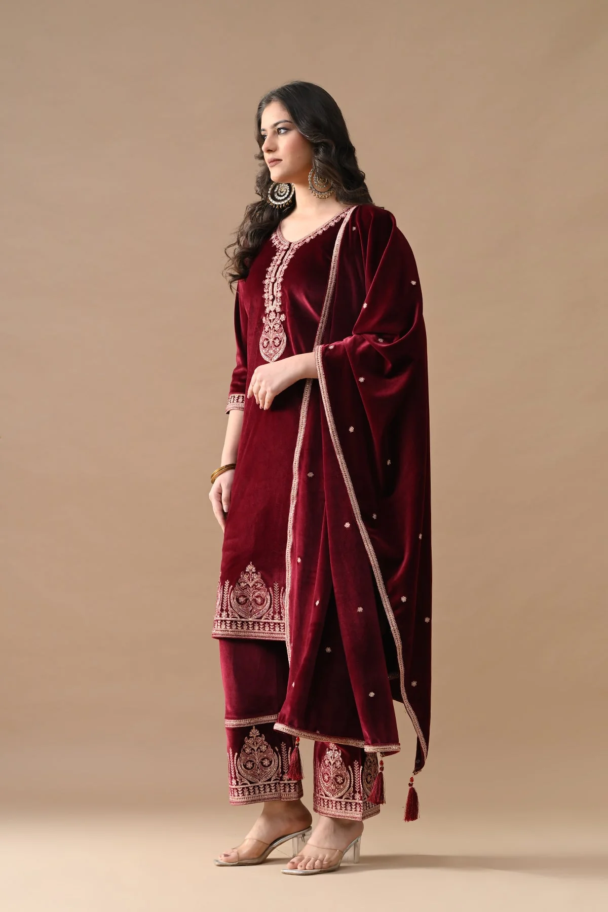 Maroon Embroidered Velvet Kurta 3 Pcs Set - Image 3