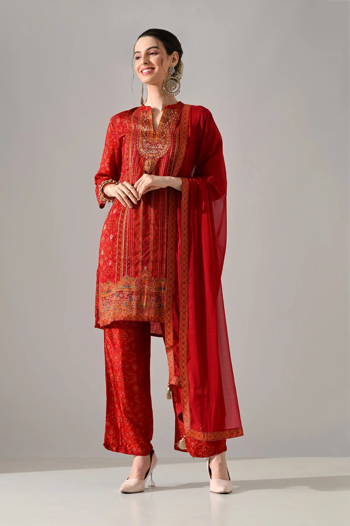 Maroon Printed Kurta 3 Pcs Set - Image 4
