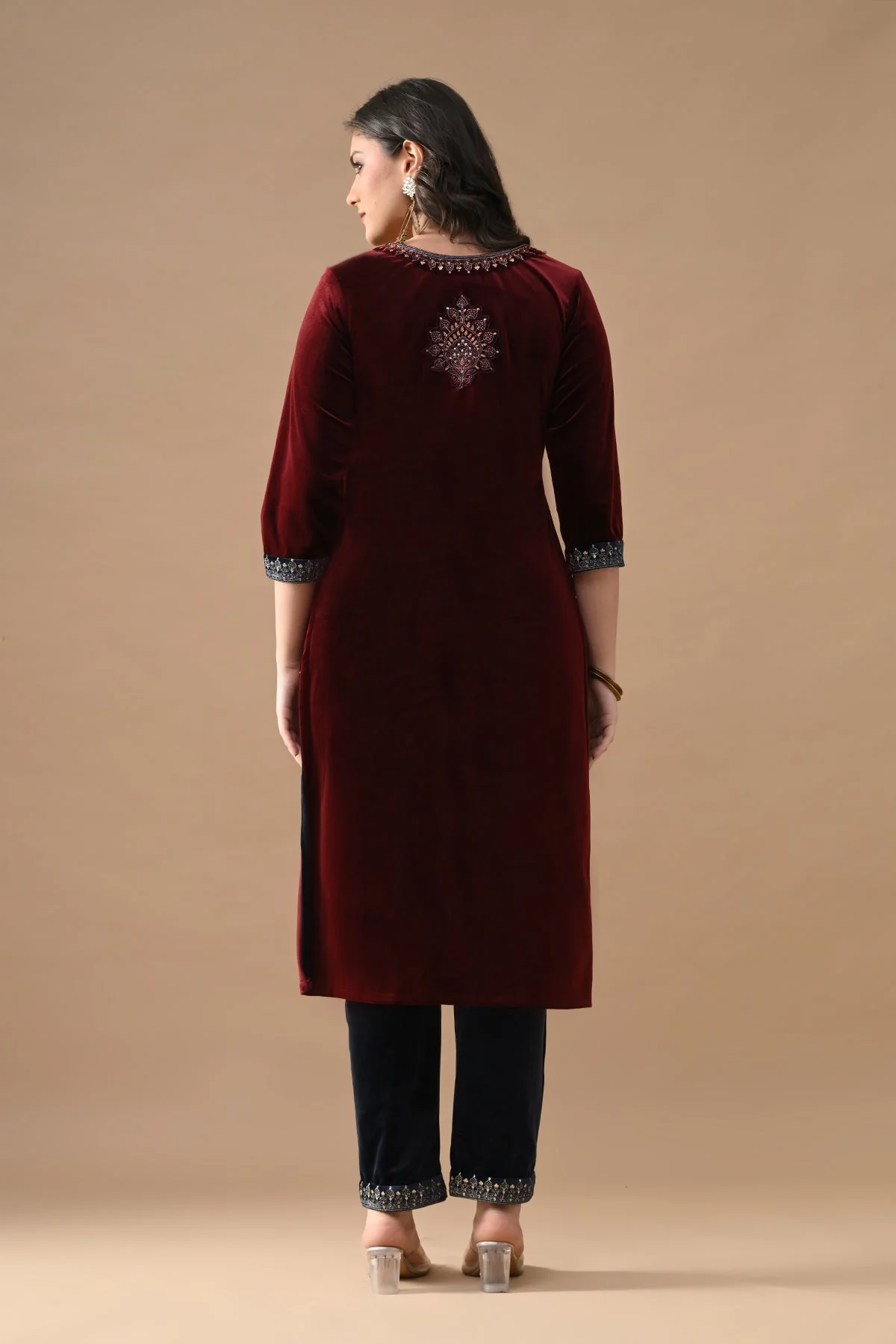 Maroon Zari Embroidered Kurta 3 Pcs Set - Image 5