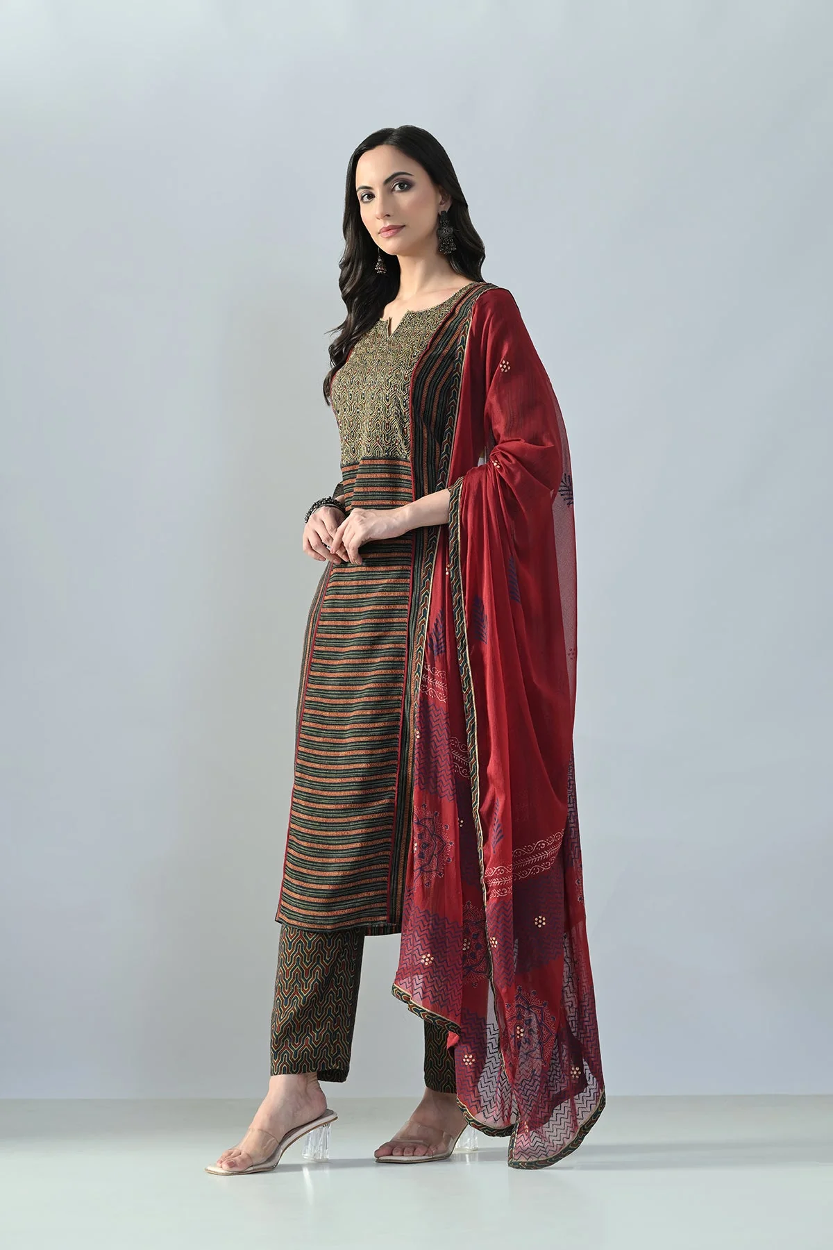 Multi Embellished Kurta 3 Pcs Set - Image 3
