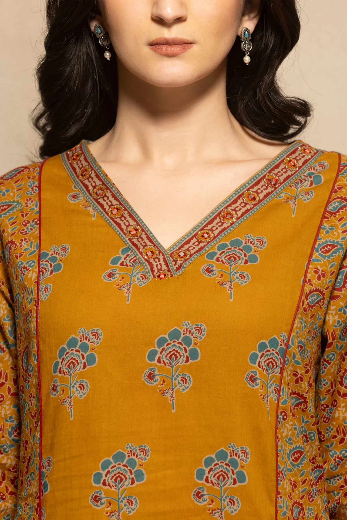 Mustard Floral Printed Kurta 3 Pcs Set - Image 4