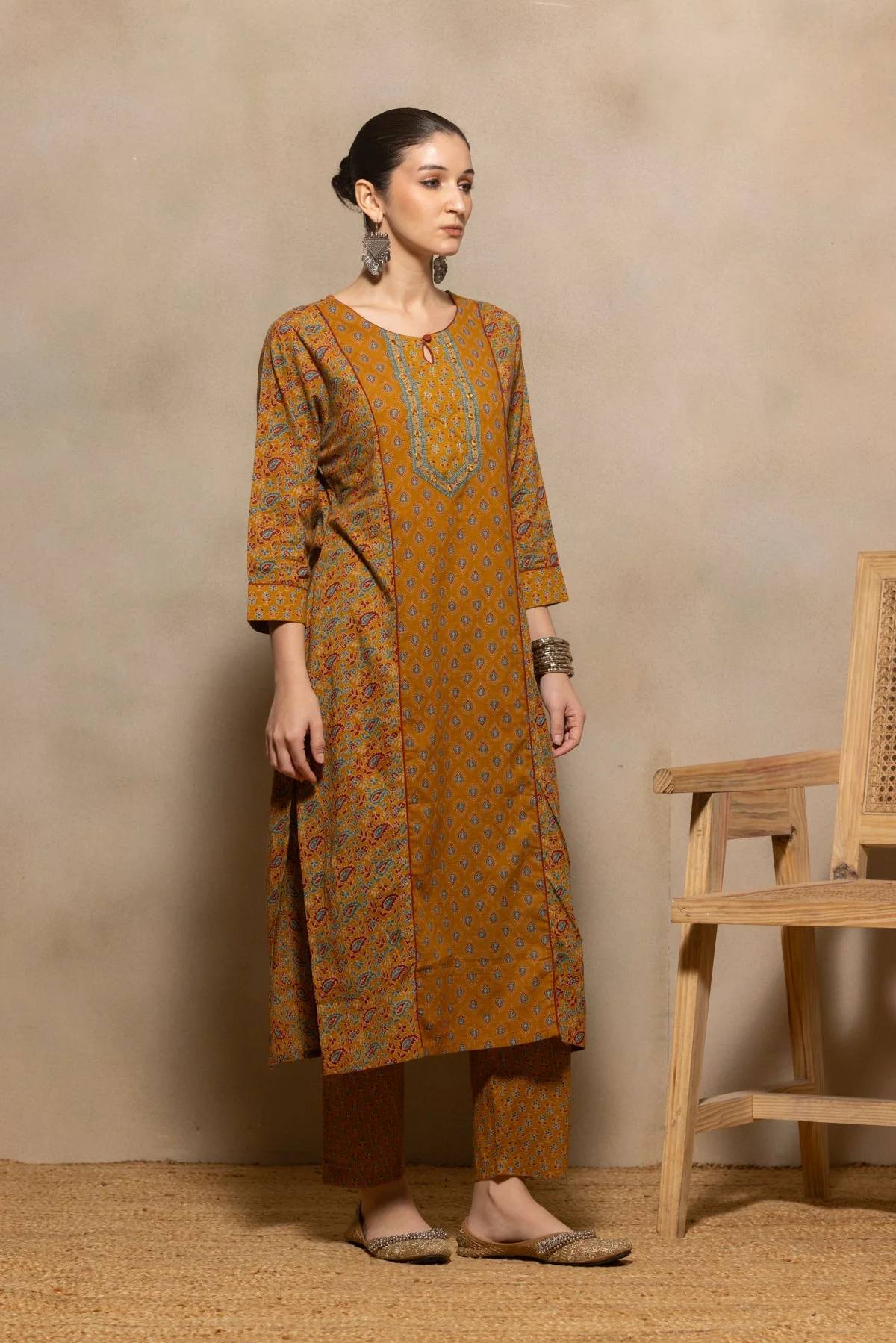 Mustard Floral Printed Kurta 3 Pcs Set - Image 3