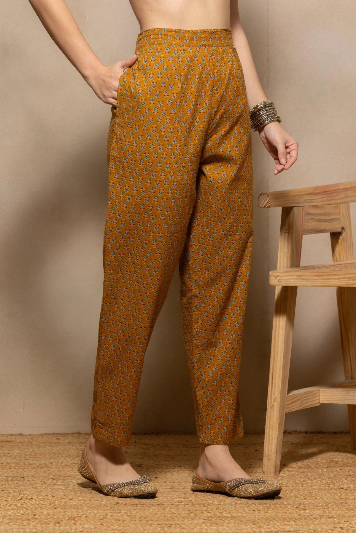 Mustard Floral Printed Kurta 3 Pcs Set - Image 6
