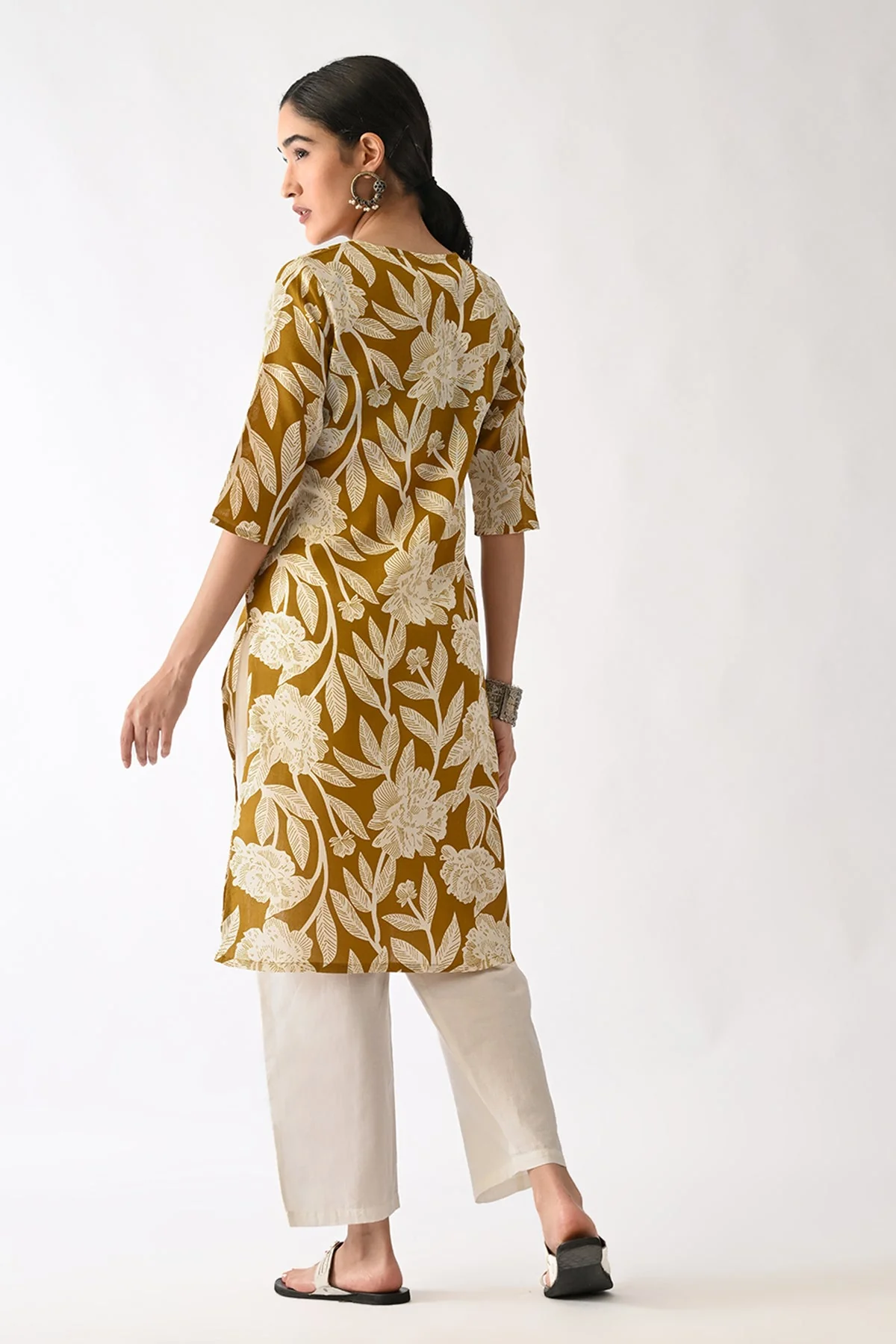 Mustard Printed Kurta - Image 6
