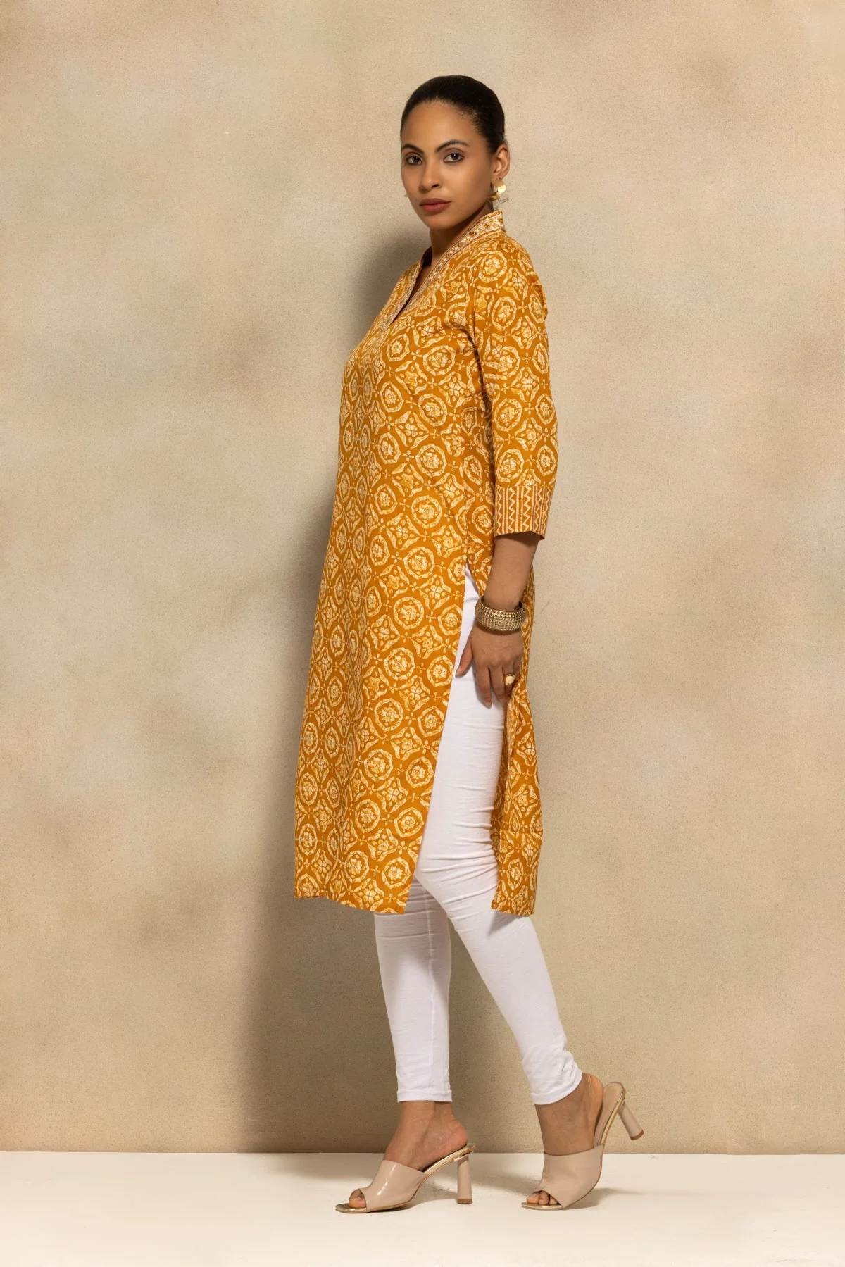 Mustard Printed Kurta - Image 2